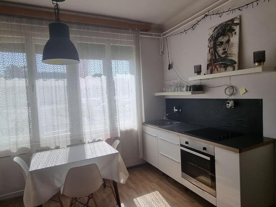 Cosy 2 Room Apartment With Nice Vibe, For Up To 4 Любляна Экстерьер фото